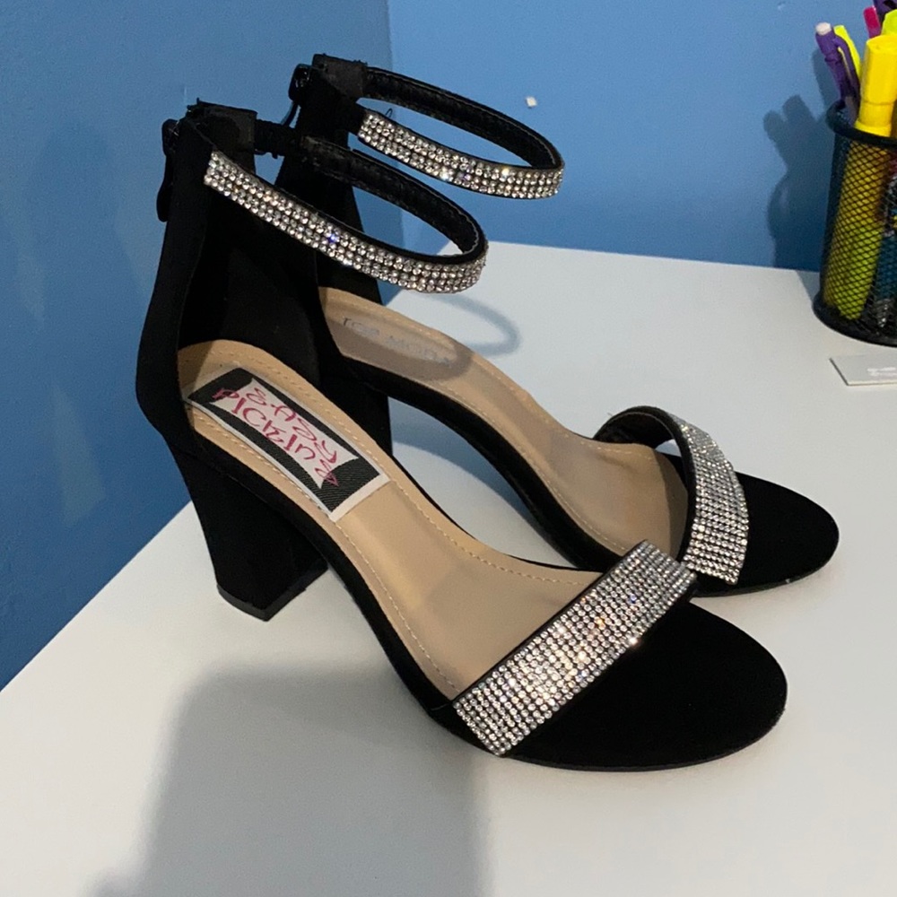 Black Rhinestones Sandals